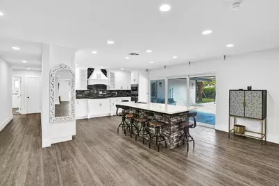 343 Layne Boulevard, Hallandale Beach, FL 33009 - Photo 4