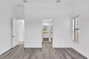 2680 NW 84th Way, Pembroke Pines, FL 33024 - Photo 34