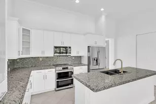 2680 NW 84th Way, Pembroke Pines, FL 33024 - Photo 14