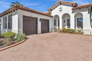 2680 NW 84th Way, Pembroke Pines, FL 33024 - Photo 2