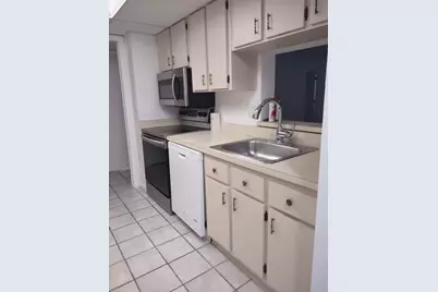 3212 Strawflower Way #211, Lake Worth, FL 33467 - Photo 2