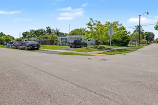 2480 NE 13th Terrace, Pompano Beach, FL 33064 - Photo 28