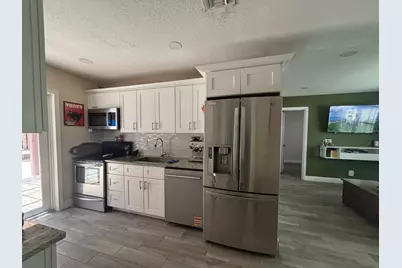 2480 NE 13th Terrace, Pompano Beach, FL 33064 - Photo 8
