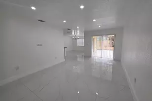 5466 NW 92nd Ave, Sunrise, FL 33351 - Photo 4