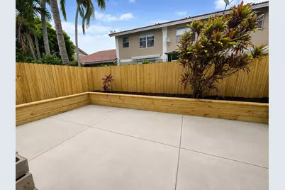 5466 NW 92nd Avenue, Sunrise, FL 33351 - Photo 2
