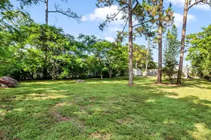 5298 2nd Rd, Lake Worth, FL 33467 - Photo 8