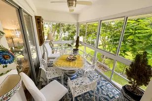 5570 Tamberlane Cir, Palm Beach Gardens, FL 33418 - Photo 6