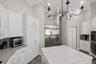 15554 SW 16th St, Davie, FL 33326 - Photo 14