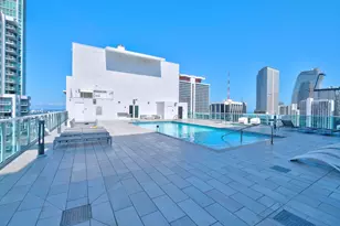133 NE 2nd Ave, Miami, FL 33132 - Photo 2