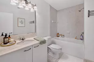133 NE 2nd Ave, Miami, FL 33132 - Photo 16