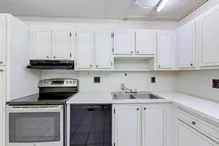 2850 Forest Hills Blvd, Coral Springs, FL 33065 - Photo 12