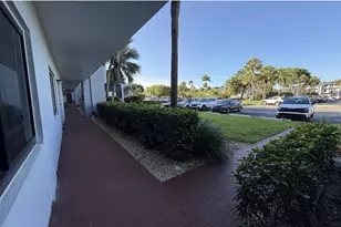 4266 Deste Ct, Lake Worth, FL 33467 - Photo 16