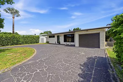 8370 NW 26th Place, Sunrise, FL 33322 - Photo 2