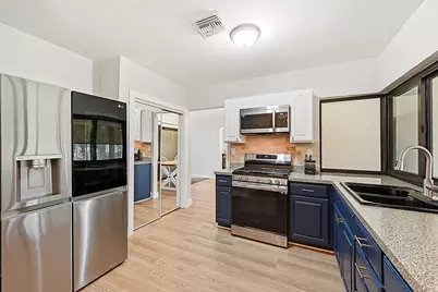 8370 NW 26th Place, Sunrise, FL 33322 - Photo 8