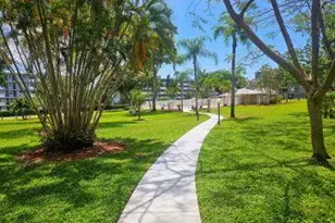4650 Washington St, Hollywood, FL 33021 - Photo 2