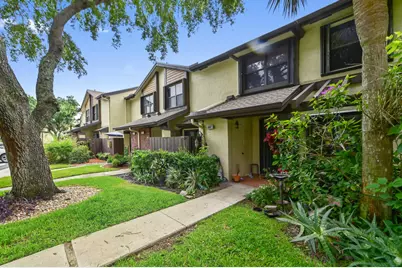 4587 Carambola Circle S #27218, Coconut Creek, FL 33066 - Photo 16