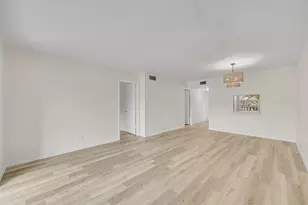 23 Abbey Ln, Delray Beach, FL 33446 - Photo 8