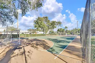 1470 NE 123rd St, North Miami, FL 33161 - Photo 20