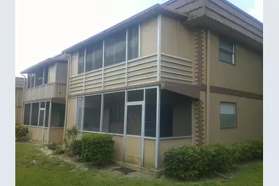 588 Brittany M, Delray Beach, FL 33446 - Photo 2