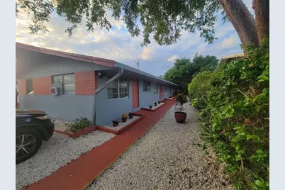 6233 Dawson Street #1, Hollywood, FL 33023 - Photo 2
