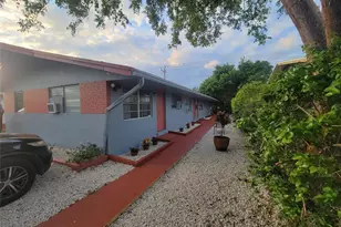 6233 Dawson St, Hollywood, FL 33023 - Photo 2