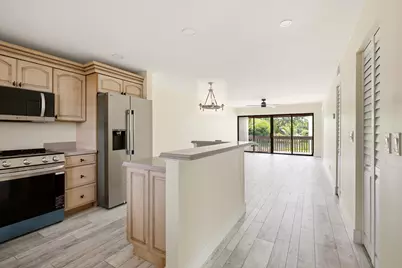 412 Southwind Drive #E2, North Palm Beach, FL 33408 - Photo 4