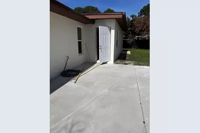 450 SW Eyerly Avenue, Port Saint Lucie, FL 34983 - Photo 30