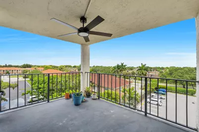 6190 Woodlands Boulevard #513, Tamarac, FL 33319 - Photo 14