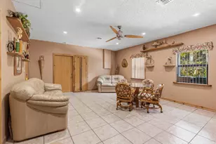 4201 SW 102nd Ave, Davie, FL 33328 - Photo 10