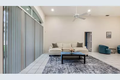 8754 NW 75th Place, Tamarac, FL 33321 - Photo 36