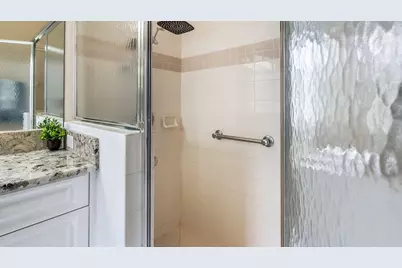8754 NW 75th Place, Tamarac, FL 33321 - Photo 18