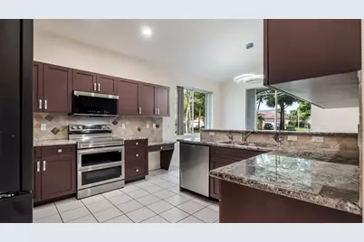8754 NW 75th Place, Tamarac, FL 33321 - Photo 2