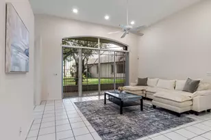 8754 NW 75th Pl, Tamarac, FL 33321 - Photo 12