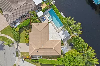 391 SE 7th Avenue, Pompano Beach, FL 33060 - Photo 12