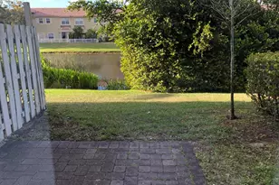 261 Lake Monterey Cir, Boynton Beach, FL 33426 - Photo 4