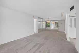 1100 St Charles Pl, Pembroke Pines, FL 33026 - Photo 12