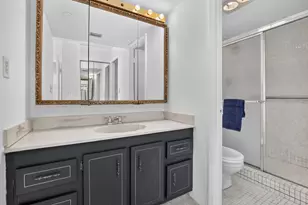 1100 St Charles Pl, Pembroke Pines, FL 33026 - Photo 16