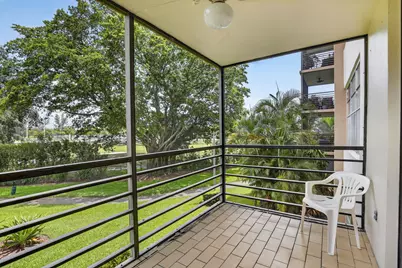 1100 Saint Charles Place #203, Pembroke Pines, FL 33026 - Photo 6