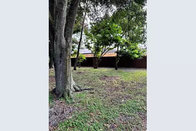 749 SW McCracken Avenue, Port Saint Lucie, FL 34953 - Photo 18
