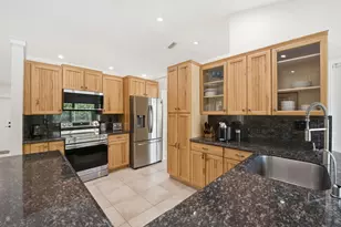 21293 Purple Sage Ln, Boca Raton, FL 33428 - Photo 6