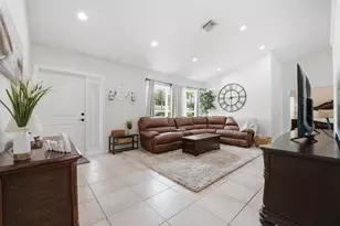 21293 Purple Sage Ln, Boca Raton, FL 33428 - Photo 4