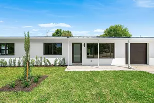 707 Sunset Dr, Lake Worth Beach, FL 33461 - Photo 2