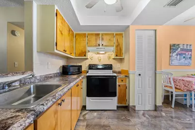 10 Willowbrook Lane #108, Delray Beach, FL 33446 - Photo 4