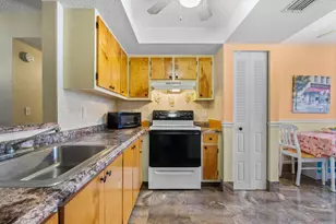 10 Willowbrook Ln, Delray Beach, FL 33446 - Photo 4