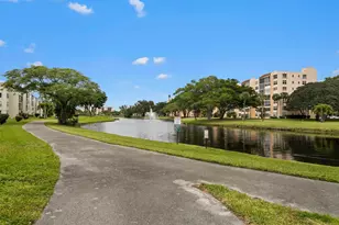 10 Willowbrook Ln, Delray Beach, FL 33446 - Photo 22