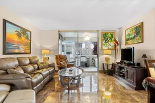 10 Willowbrook Ln, Delray Beach, FL 33446 - Photo 1
