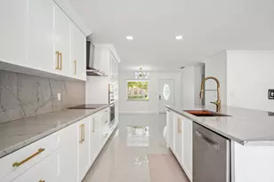 3460 Commodore Ct, West Palm Beach, FL 33411 - Photo 10