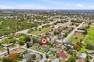 1060 SW 5th Terrace, Deerfield Beach, FL 33441 - Photo 2