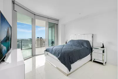 851 NE 1st Avenue #2410, Miami, FL 33132 - Photo 18