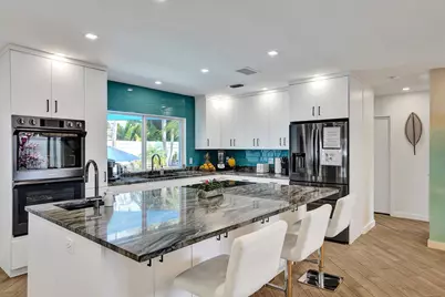201 SE 11th Street, Pompano Beach, FL 33060 - Photo 14